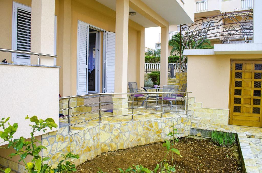 Apartments Zlatka Трогир Екстериор снимка