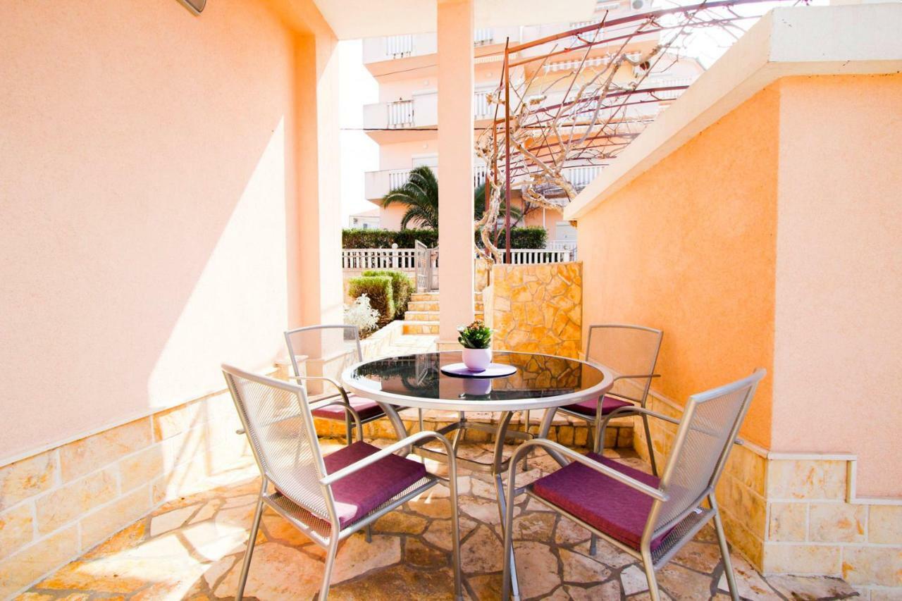 Apartments Zlatka Трогир Екстериор снимка